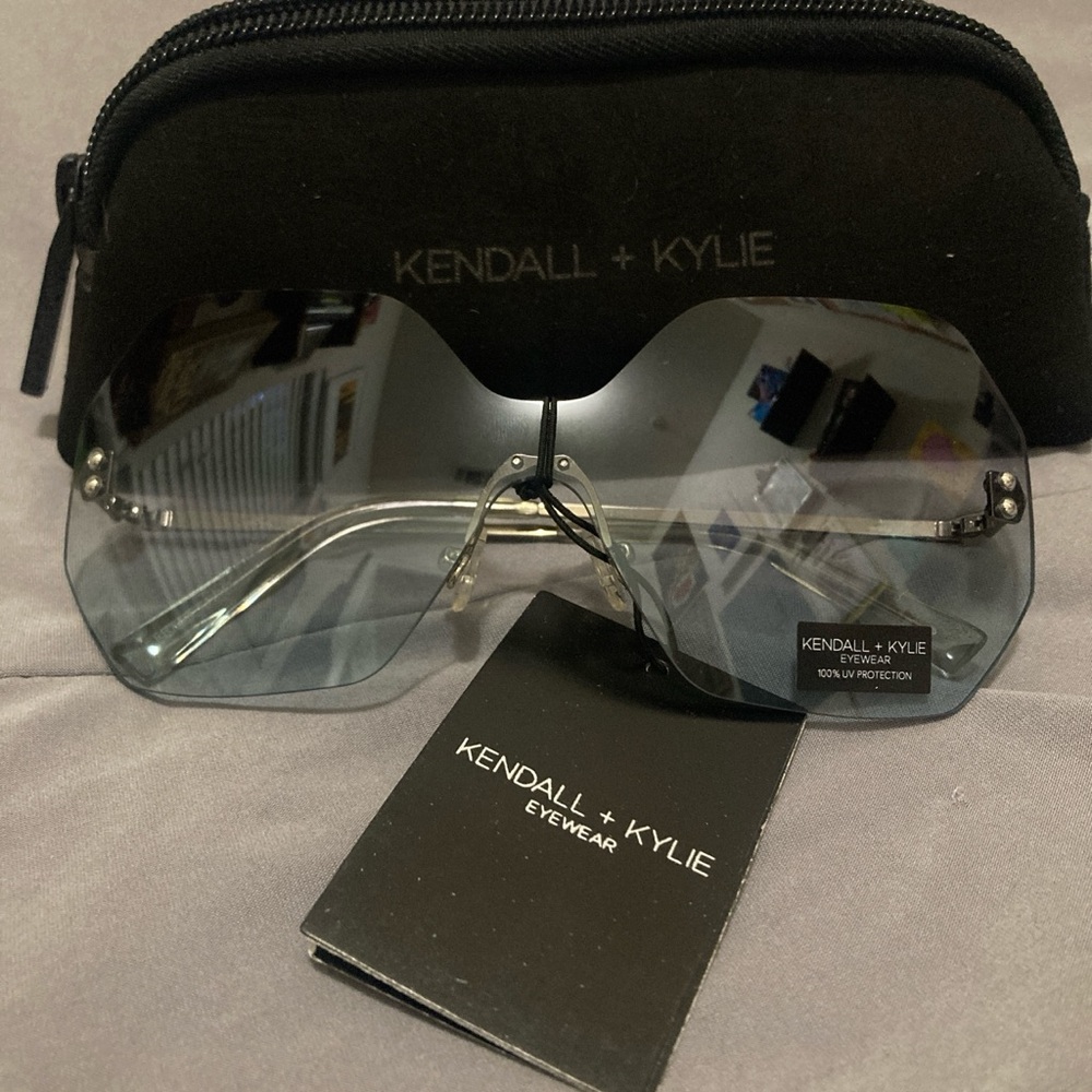 Kendall & Kylie Silver Geometric Sunglasses